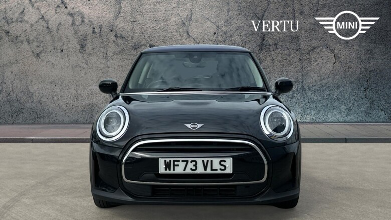 MINI Hatchback 1.5 Cooper Classic Premium 3dr Petrol Hatchback